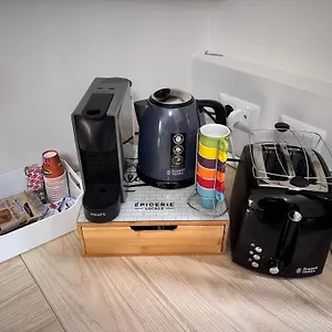 https://almond-apartament-new-independent-apartment.catania-hotels.net